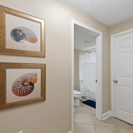 Fun 2 Bed/2 Bath Condo With Pool On Biloxi Beach Exterior photo